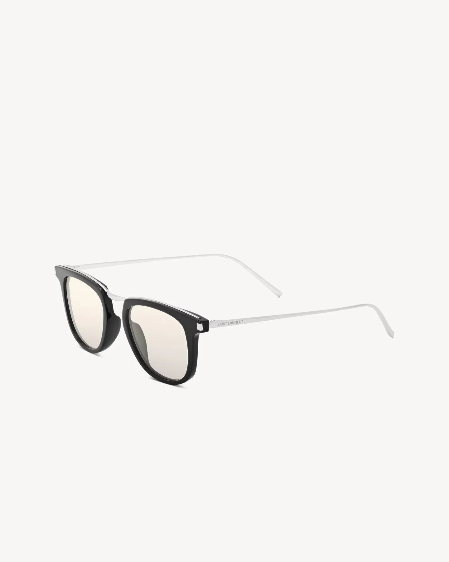 Frontalansicht Schwarze Saint Laurent Korrektionsbrille SL 753 Brille Herren auf weißem Hintergrund mit silbernem Steg