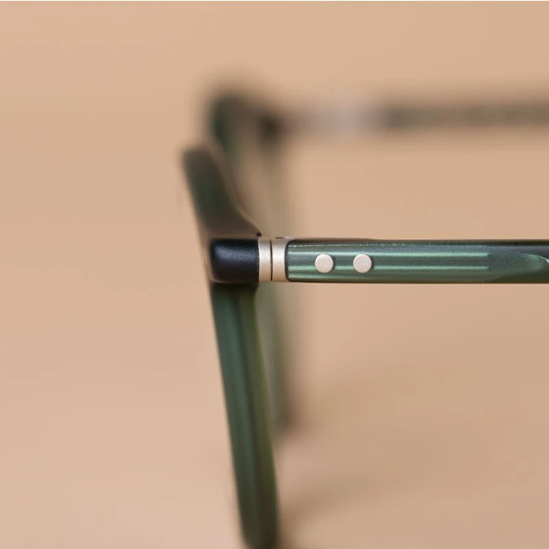 Lunor Brillen Damen Herren Liebe zum Detail KUNK neue Optik Bremen Delmenhorst scharnier A5 Lunor Brillen Damen Herren Liebe zum Detail KUNK neue Optik Bremen Delmenhorst scharnier A5